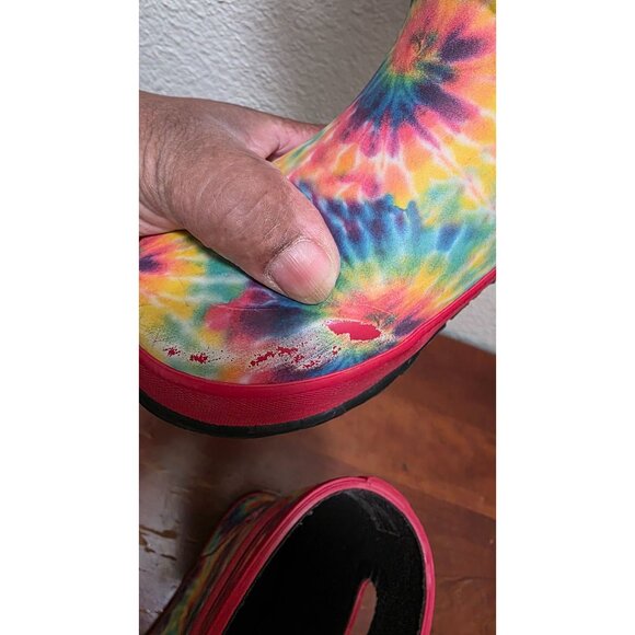 Bogs Kids Tie-Dye Rain Boots Waterproof Neoprene Insulated Durable Rubber Size 1 - Picture 7 of 8
